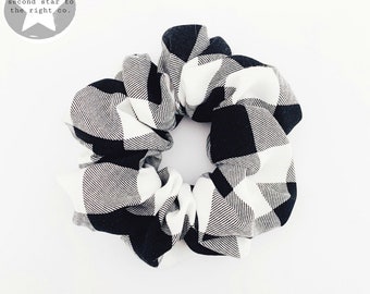 Black Buffalo Plaid Scrunchie / Plaid Scunchie / Buffalo Plaid Scrunchie / White Buffalo Plaid Scrunchie / Black Plaid Stripe Scrunchie