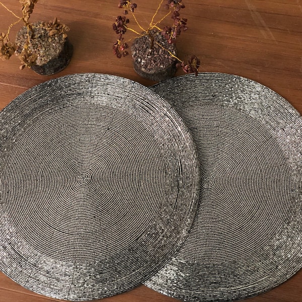 Napperons de chargeur de perles faits à la main, ensemble cadeau de pendaison de crémaillère, décor de table de fête festive 14 pouces rond - Gris, ensemble de 4/6 et plus