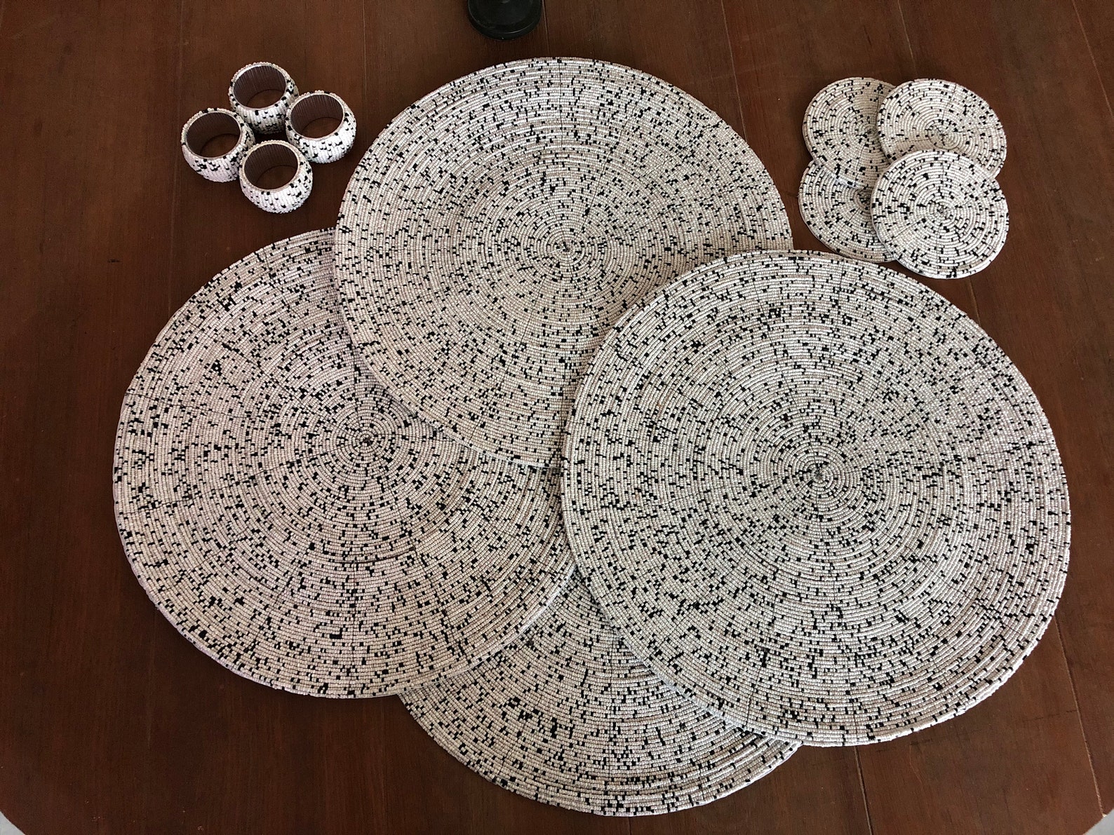 14 Placemats Set of 4/6/10 White and Black Table Mats Etsy