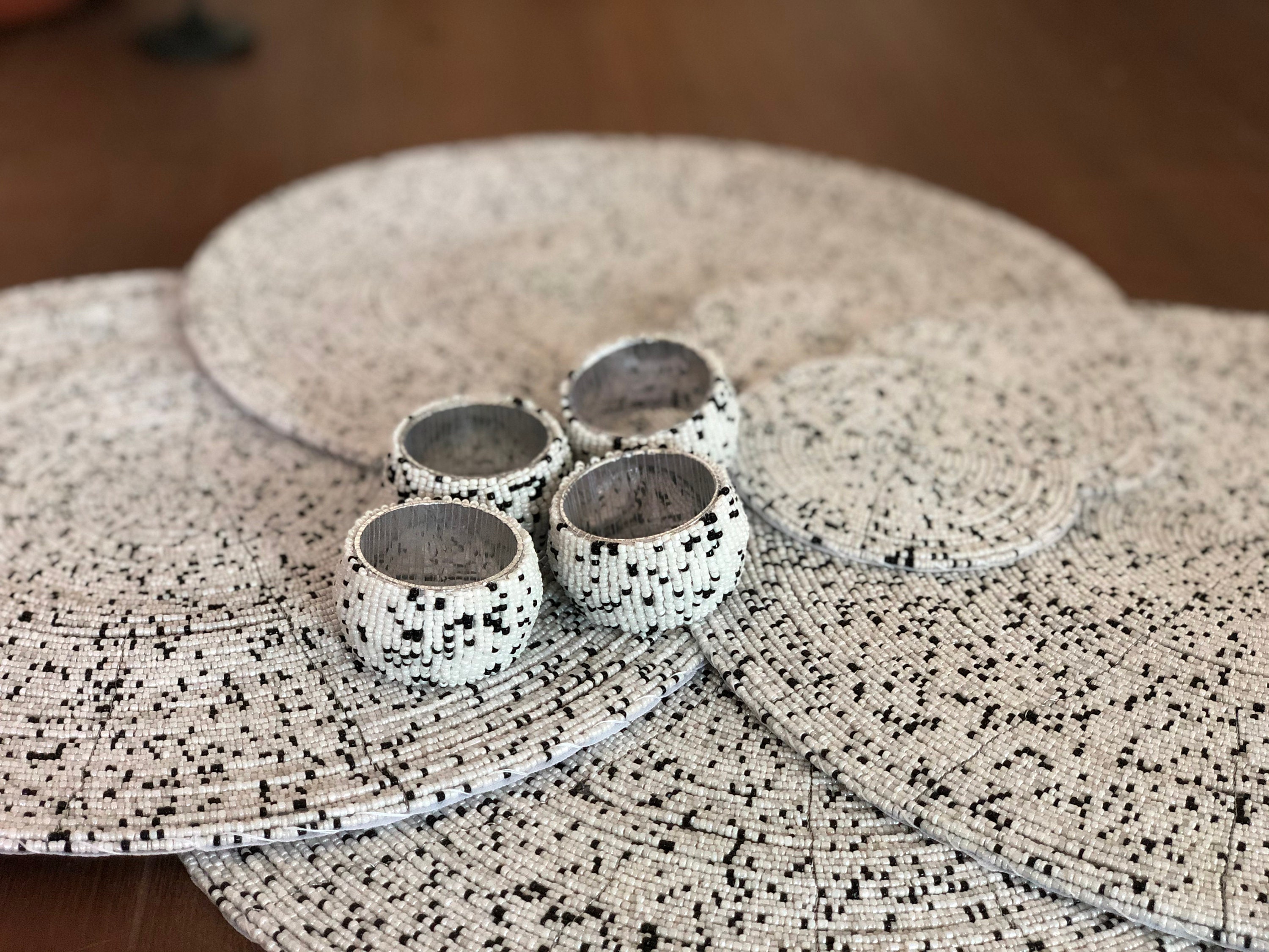 14 Placemats Set of 4/6/10 White and Black Table Mats Etsy