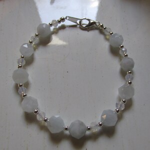 Natural Aquamarine Bracelet, gift for her, layering, stackable, healing stone, throat chakra, minimalist, semi precious, last minute gift