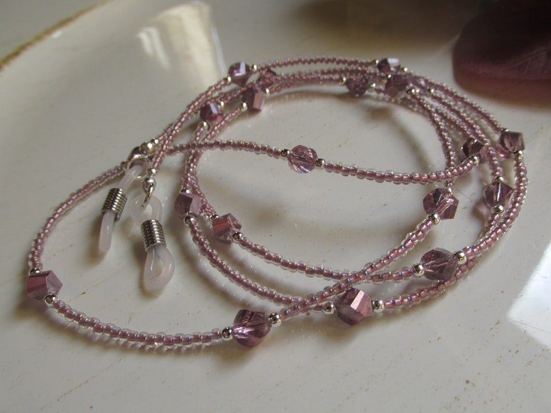 stylish minimalist unique handmade for mom fashionable Crystal Rose Seed Bead Eye Glass Chain birthday gift elegant gift for her
