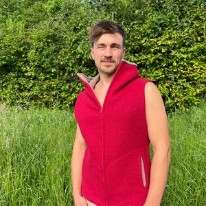 WOOLISTIC GILET - Wool vest with a scuba hood and high collar made of boiled wool or merino wool, alternative men&#39;s fashion, sustainable and elegant