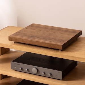 Premium Walnut Noise Isolation Platform for HiFi Systems & Turntables - Vibration Control with Brass or Chrome Spikes - Hardwood