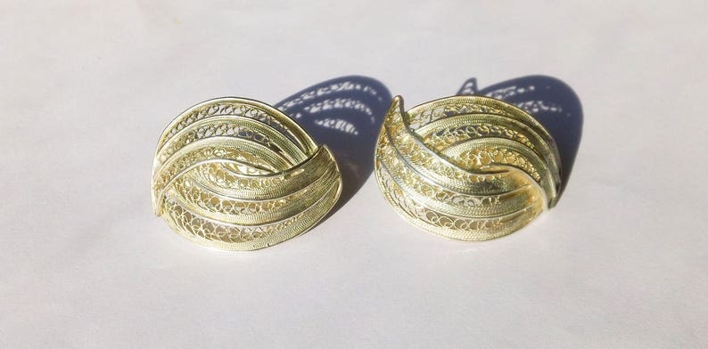 Vintage Estate Sterling Silver Filigree Mesh Swept Wings Clip-On Earrings