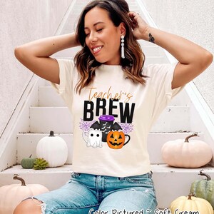 Maglietta di Halloween per insegnanti, maglietta di Halloween per insegnanti, maglietta di Halloween per insegnanti, maglietta di Halloween per insegnanti divertente, maglietta per amanti del caffè immagine 2
