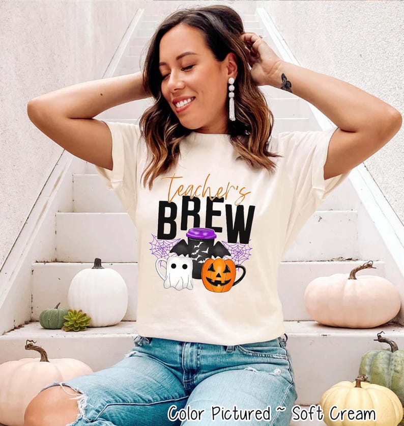 Maglietta di Halloween per insegnanti, maglietta di Halloween per insegnanti, maglietta di Halloween per insegnanti, maglietta di Halloween per insegnanti divertente, maglietta per amanti del caffè immagine 2