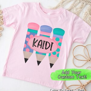 Personalisiertes Bleistift-Trio Zurück in der Schule Shirt, Kleinkind Zurück in die Schule, Mädchen Kindergarten Shirt, Pre K Shirt, Erster Schultag Shirt