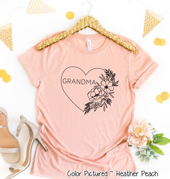 Blessed Grandma T-Shirt With Floral, Heart Mother's Day Gift Blessed Grandma T-Shirt With Floral, Heart Mother's Day Gift