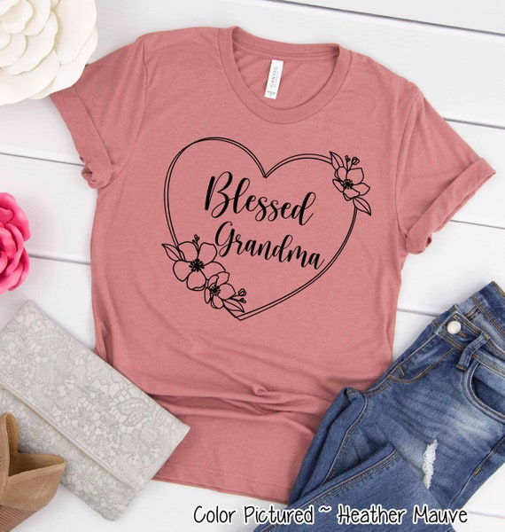 Blessed Grandma T-Shirt With Floral, Heart Mother's Day Gift Blessed Grandma T-Shirt With Floral, Heart Mother's Day Gift
