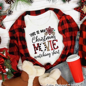 Camiseta para ver películas navideñas, camiseta navideña para mujer, camiseta navideña divertida para ella, camiseta familiar a juego de Feliz Navidad, camiseta navideña