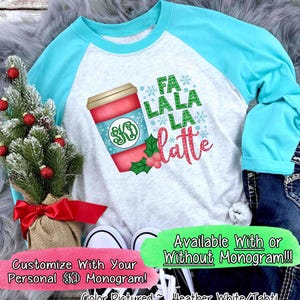 Camiseta de café Latte, camiseta navideña personalizada, camiseta para amantes del café, camiseta de chocolate caliente, camiseta navideña con latte, camiseta raglán con monograma