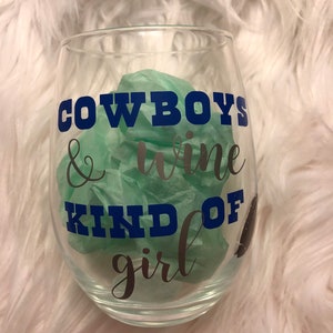 Dallas Cowboys Wine Glass, Cowboys Wine Glass, Football Wine Glass, Football, Wine Glasses, Dallas