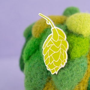 Silver Beer Hops Hard Enamel Lapel Pin