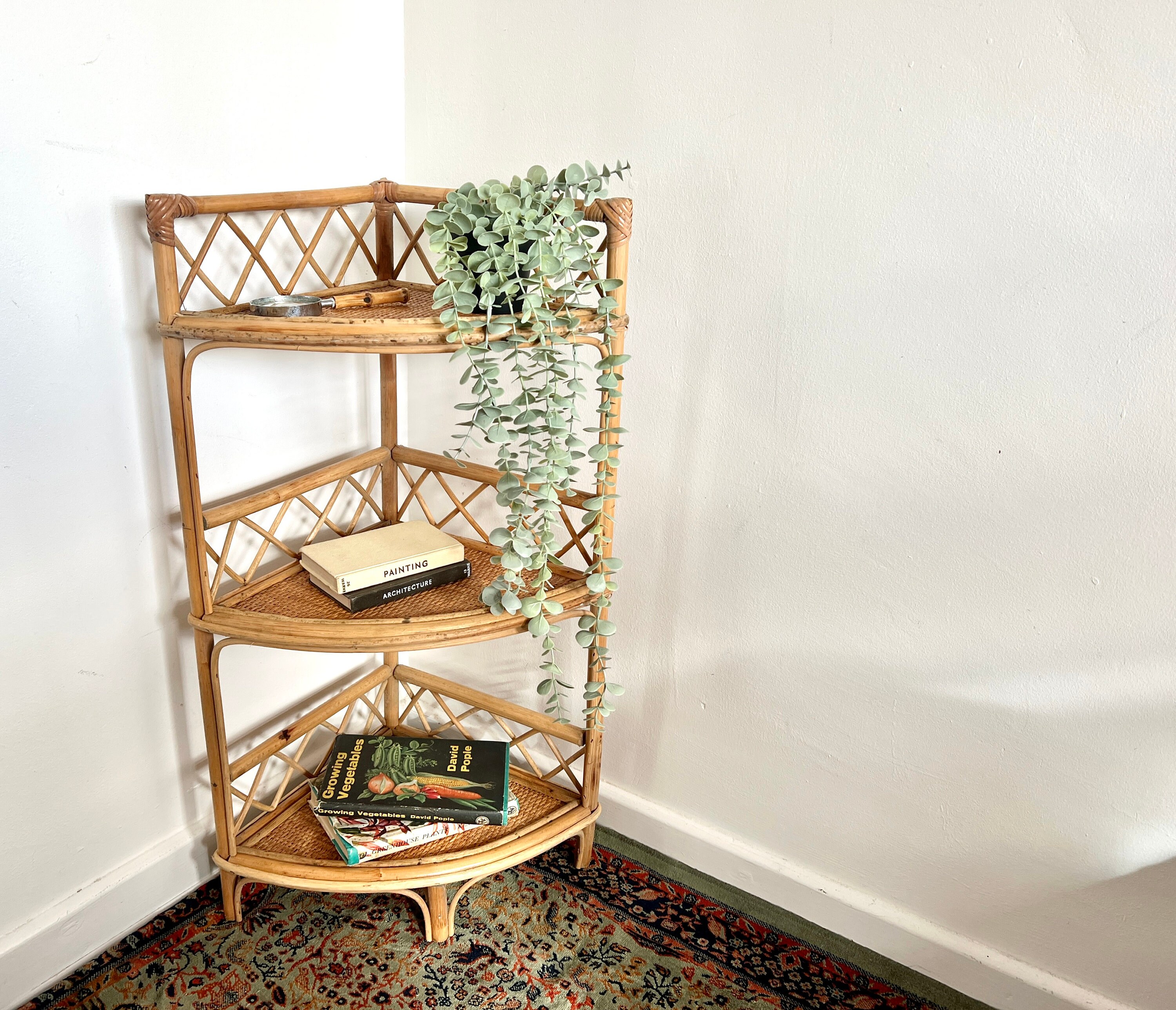 Cane outlet corner shelf