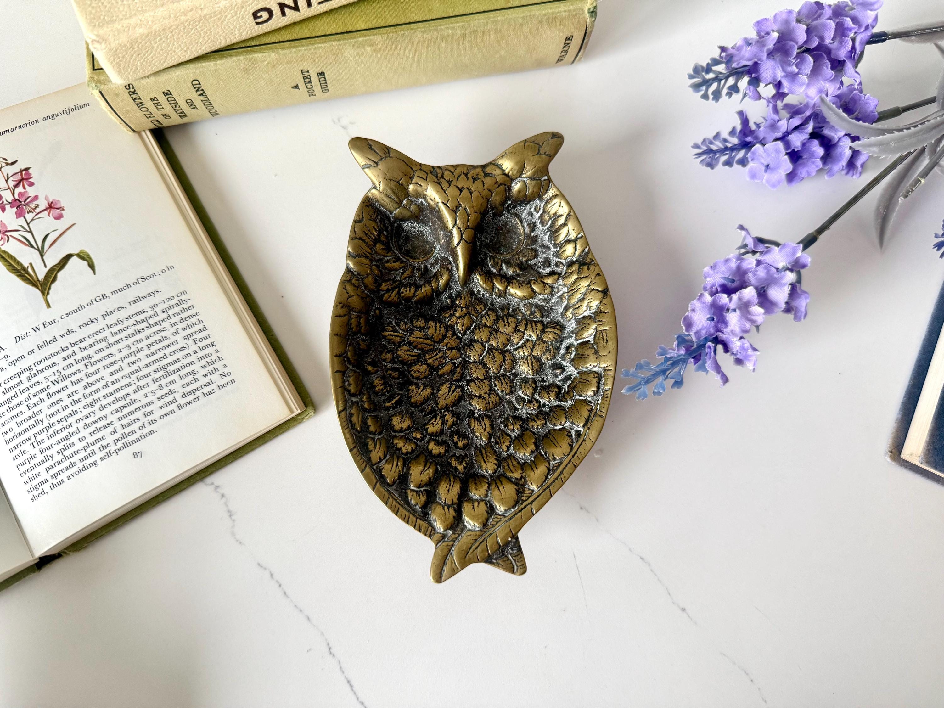 1950 年代のヴィンテージ貴族エッチング真鍮フクロウ皿 - Etsy 日本