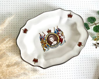  エリザベス2世 シルバージュビリー プレート 1977 年のヴィンテージ エリザベス 2 世女王シルバー ジュビリー