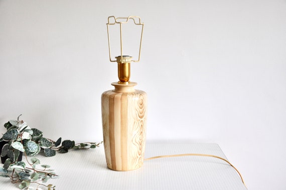 Vintage wood grain effect ceramic lamp base with gold finial 1980s