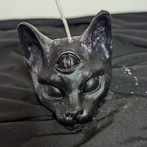 三つ目の猫のキャンドル