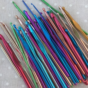 Custom Crochet Hook Set. Ergonomic Crochet Hook. Set of 5 hooks. Made to  order.