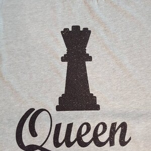 Queen and chess piece T-shirt