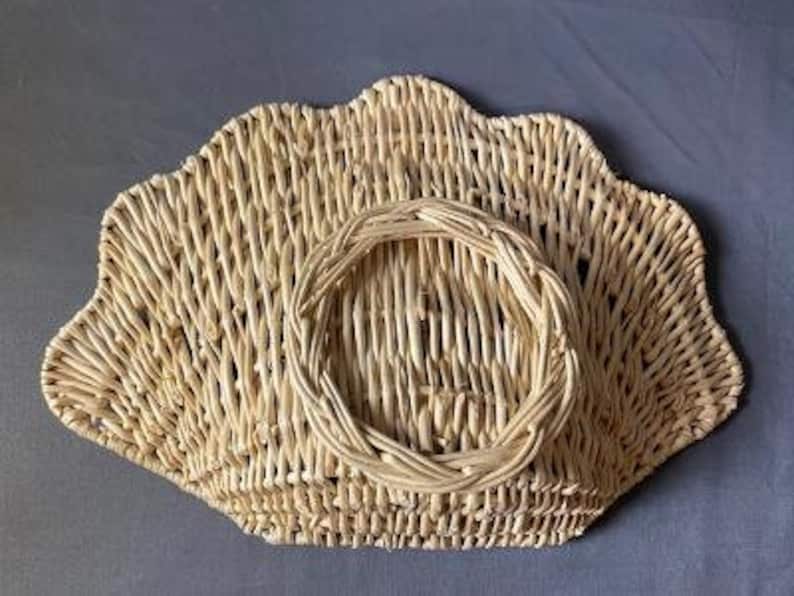 Vintage Shell Shaped Tan Wicker Woven Baskets for Wall Table Top Bohemian Boho Farmhouse Home Decor 10 14 x 7 14