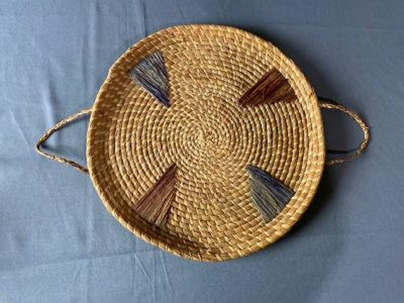 Vintage Hand Woven Round Flat Basket Green Brown and Tan Home Decor BOHO 11  1/4 Diameter