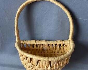 Vintage Pocket Basket Tan Wicker Woven Baskets for Wall Wicker Bohemian Boho Farmhouse Home Decor 8 1/2" High