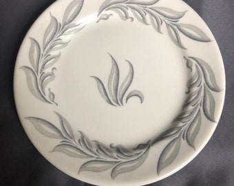 Vintage Syracuse China Gray Leaves Design Salad Dessert Plate 7 1/4" Diameter