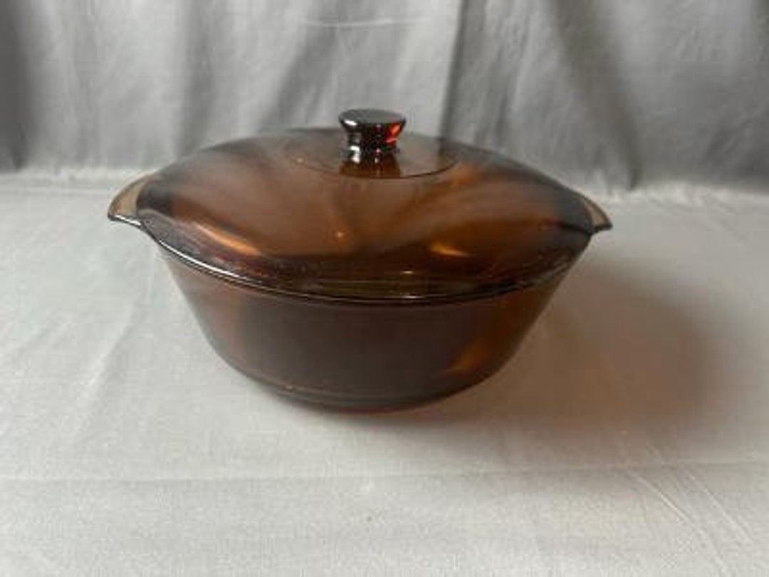Vintage Anchor Hocking Fire King Glass Brown Round Casserole Dish With