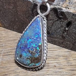 Boulder opal and silver pendant - Natural Australian stone (collection, lithotherapy, gift)
