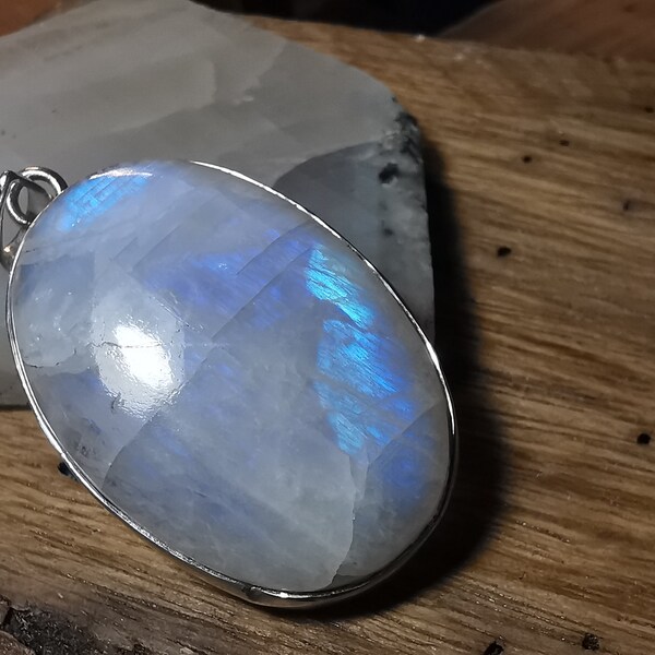 Pendentif labradorite blanche et argent