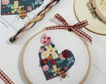 Corazón de bosque, kit para colgar en la pared con punto de cruz. Bastidor de bordado de 5 pulgadas.
