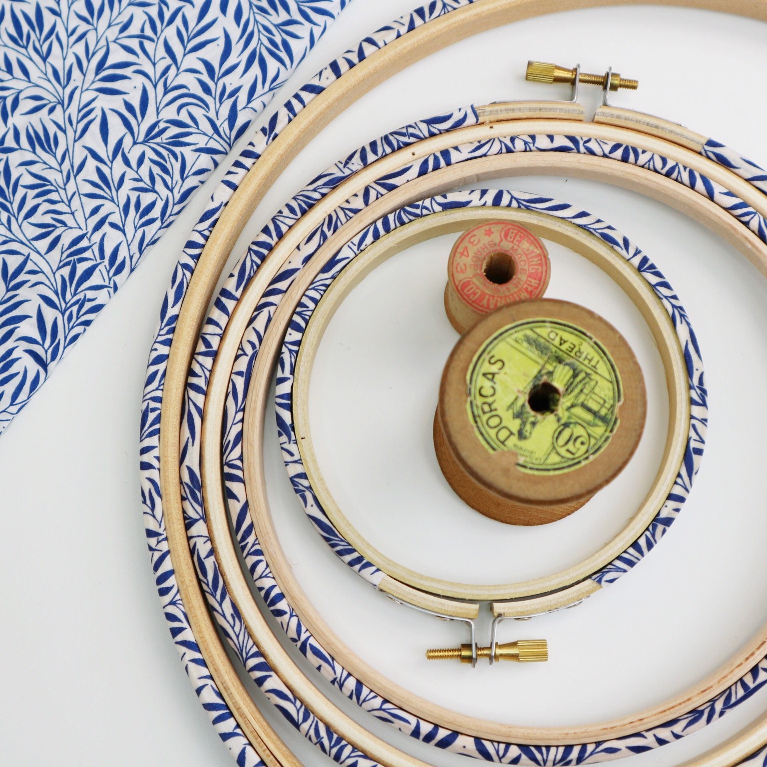 Large Embroidery Hoop - Navy Blue. Willow Wood, Tana Lawn Cotton. Liberty Fabric. Patterned Embroidery Hoop. Embroidery Hoops