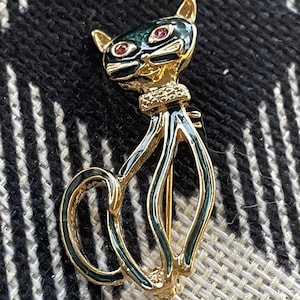 Vintage Green Enamel Kitty Cat Brooch Pin Open Work Gold Tone Green Enamel