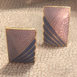 Vintage Art Deco Roman Purple Enamel Lavender Two Tone Clip On Signed Gold Tone Diagonal Design