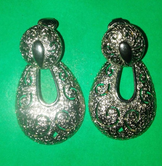 Sarah Cov Vintage Earrings Signed Silver Tone Doo… - image 3