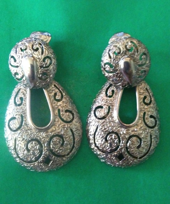 Sarah Cov Vintage Earrings Signed Silver Tone Doo… - image 2