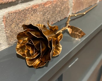 Met Gala Gold Rose (limited edition)