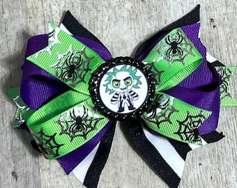 Scarey Halloween beetlejuice bow Horror Halloween Hair Bow, horror movie, beetle juice. Stripes guy.