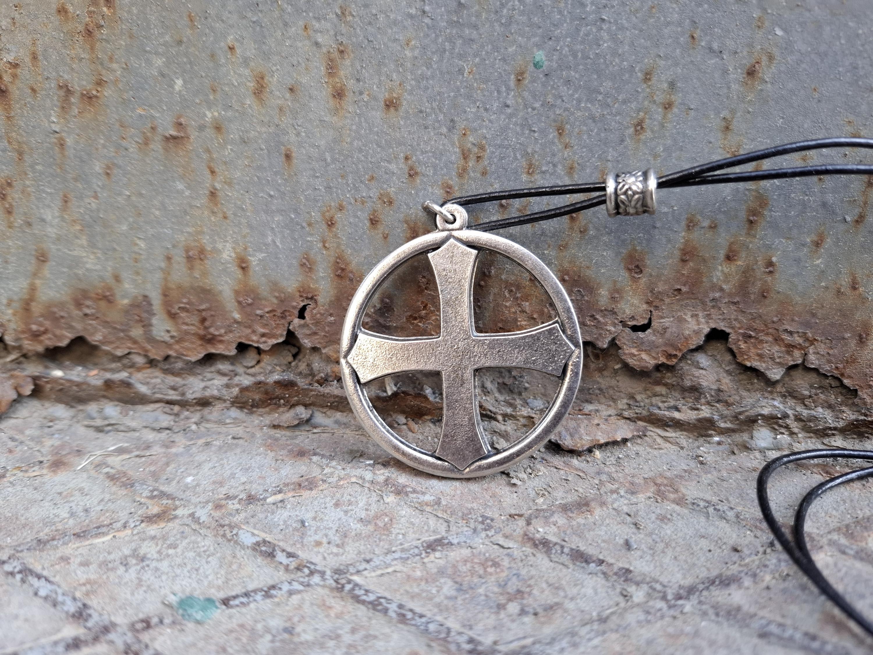 The Cross of the Holy Grail Pendant,unique Holy Grail Cross,jesus