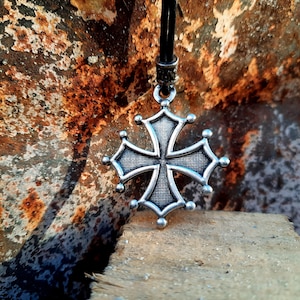 Occitan Cross Symbol Halskette, Kreuz von Toulouse Schmuck,Heraldisch Kreuz Cleché Anhänger,Heraldisches Kreuz Geschenk,Forcalquier Cross,Mittelalter