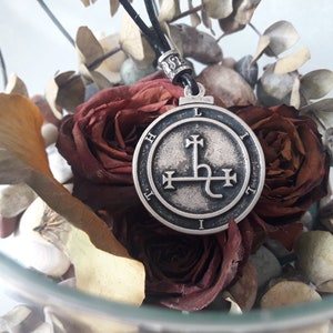 Sigil of Lilith leather necklace,Lilith Queen of the Night pendant,Esoteric,magic sigil jewelry,Goddess Lilith Seal Demon Mythology,talisman