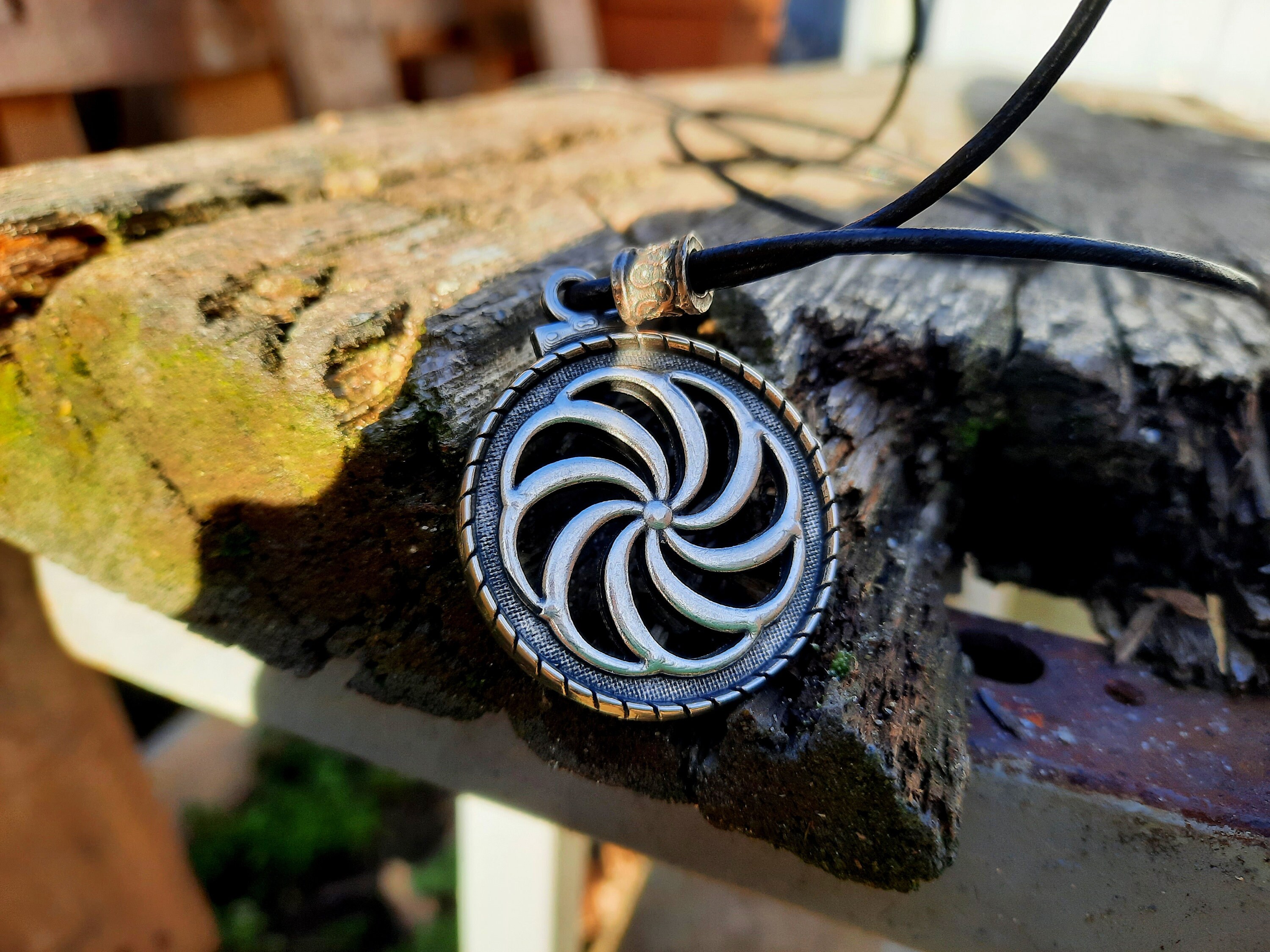 Armenian Eternity Sign Leather Necklace,arevakhach Symbol Jewelry