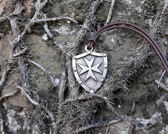 Maltese Cross shiel necklace pendant,heraldic cross,Malta Cross jewelry,Knights Hospitaller,Catholic military cross,Order of Saint John