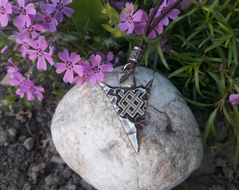 Gungnir Odin Spear necklace,Norse Asatru Gods,Pagan Esoteric jewelry,Odins magical spear pendant,Viking spear,Arrowhead Gungnir