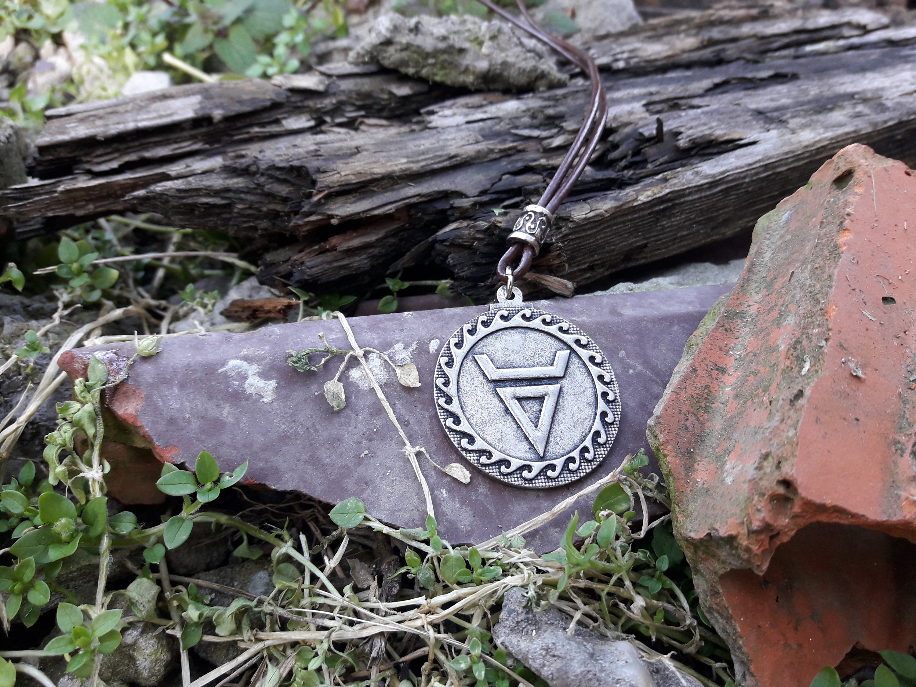 Veles Slavic God Symbol Necklace,god of Land,water,volos God Sign Jewelry, slavic Mythology,veles Head Amulet,rodnovers Necklace,amulet Gift - Etsy