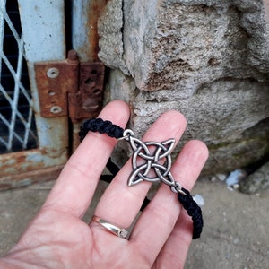 Witches knot Rope bracelet,witch&#39;s ladder , magic or witchcraft,witches knot bracelet,wicca jewelry,powerful magic knot,unique gift,handmade