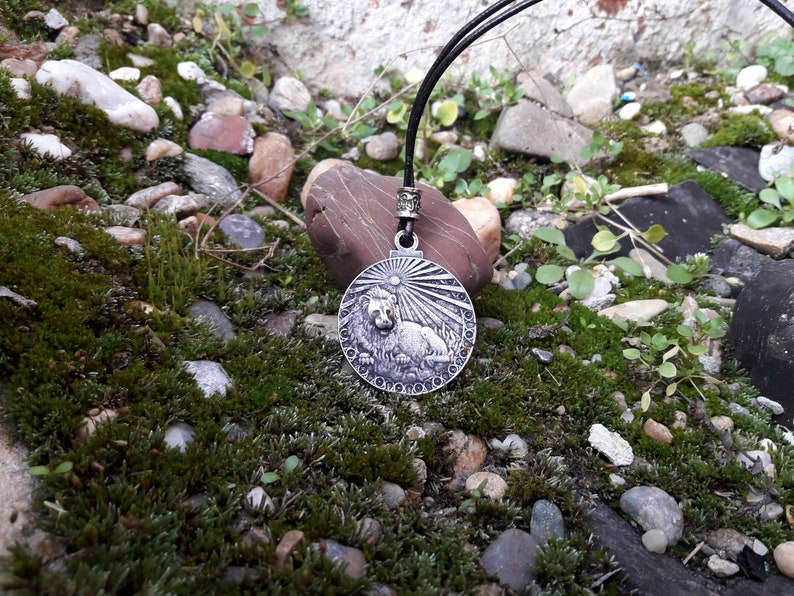 Lejonet horoskop läderhalsband, Lejonet stjärnteckensmycken, Astrologiskt tecken, planetglyf, härskare planeten solen, födelsedagspresent, solglyfhänge bild 8