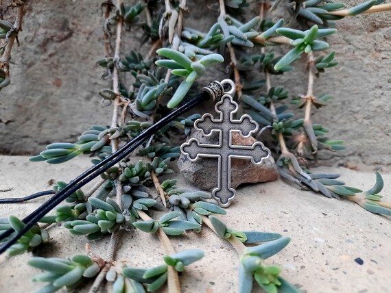 Collier pendentif croix chaine or cuivre perle religion chrétienne N4046